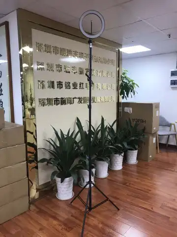 10 inch Ring Light With 7ft (210CM) Tripod Stand for  Tiktok and Youtube 10 inch ring light with 2.1m tripod stand for vlogging,live streaming