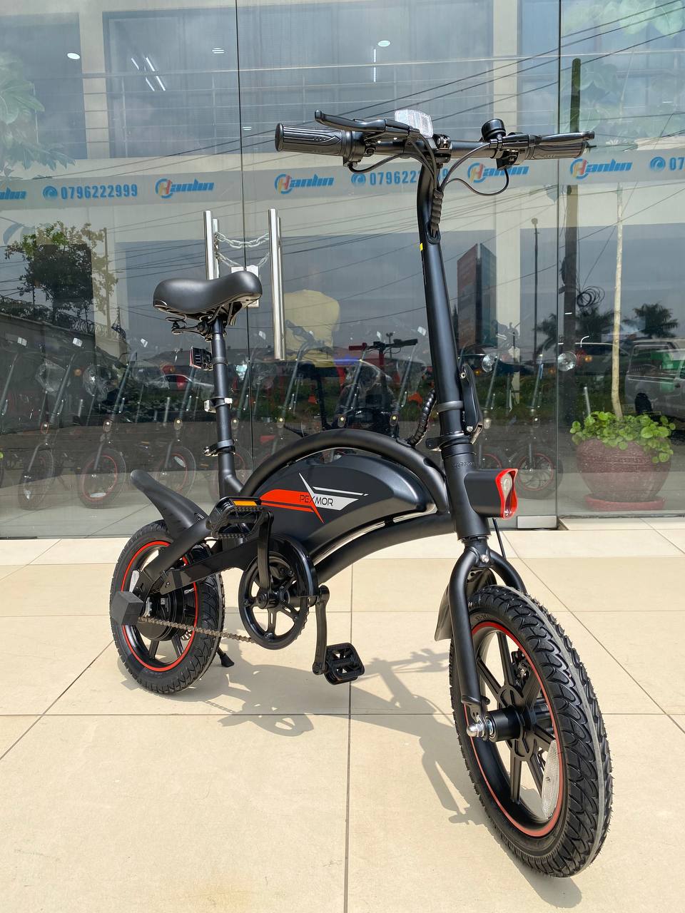 Hanlin - DYU Mini Foldable Electric Bike, Electric bike, Electric Mini Bicycle. E-bike, Max Speed - 30km/h, Range - 40km, Motor - 250W, Battery 36V 10AH, Children E-bikes,  with pedal assist.