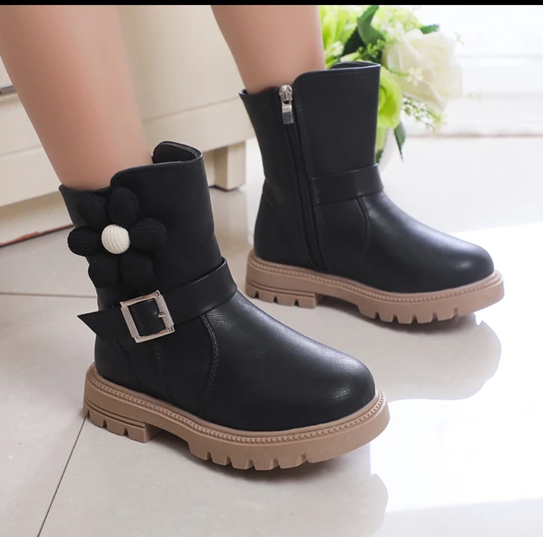 Kids boot Normal fit  Best Quality  Size:26,27,29,30,31,35,36
