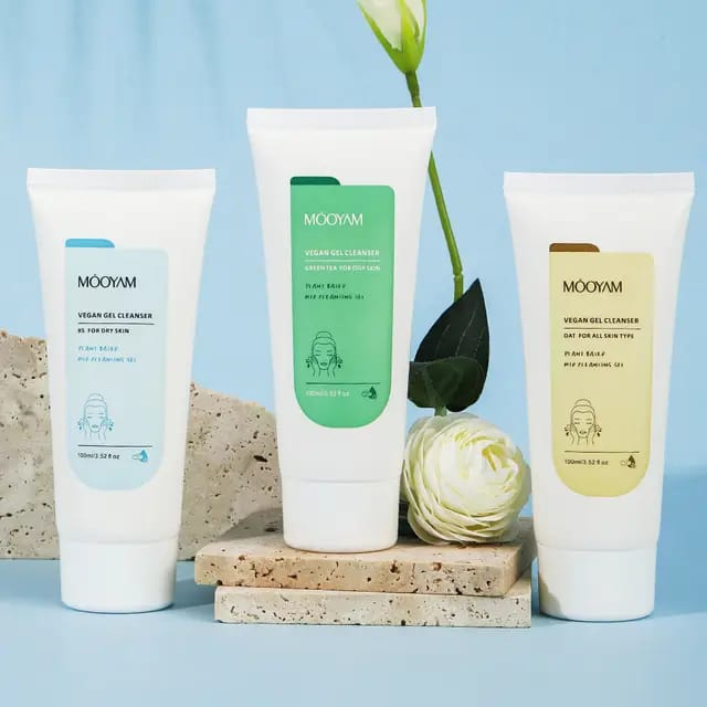 (FLASH SALE)VEGAN GEL CLEANSER GREEN TEA FOR OILY SKIN, ALL TYPE SKIN AND DRY SKIN RELIEVES ACNE AND EXFOLIATES THE SKIN SHRINKS THE PORES