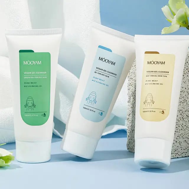 (FLASH SALE)VEGAN GEL CLEANSER GREEN TEA FOR OILY SKIN, ALL TYPE SKIN AND DRY SKIN RELIEVES ACNE AND EXFOLIATES THE SKIN SHRINKS THE PORES