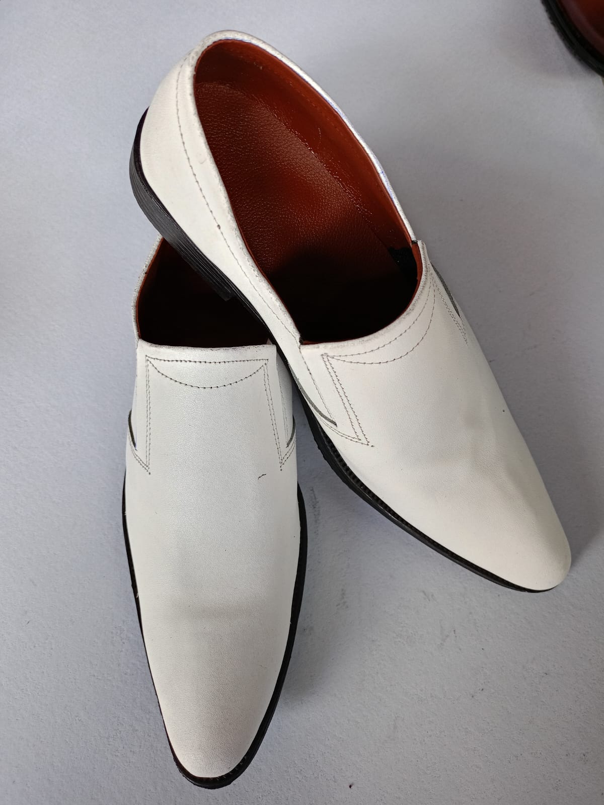 New Arrival Mens Classic White Pure Genuine Leather Oxfrord Sharp Shooter Shoes, Comfortable,Durable Slip On Shoes, easy to pair for Business and Casual Wear