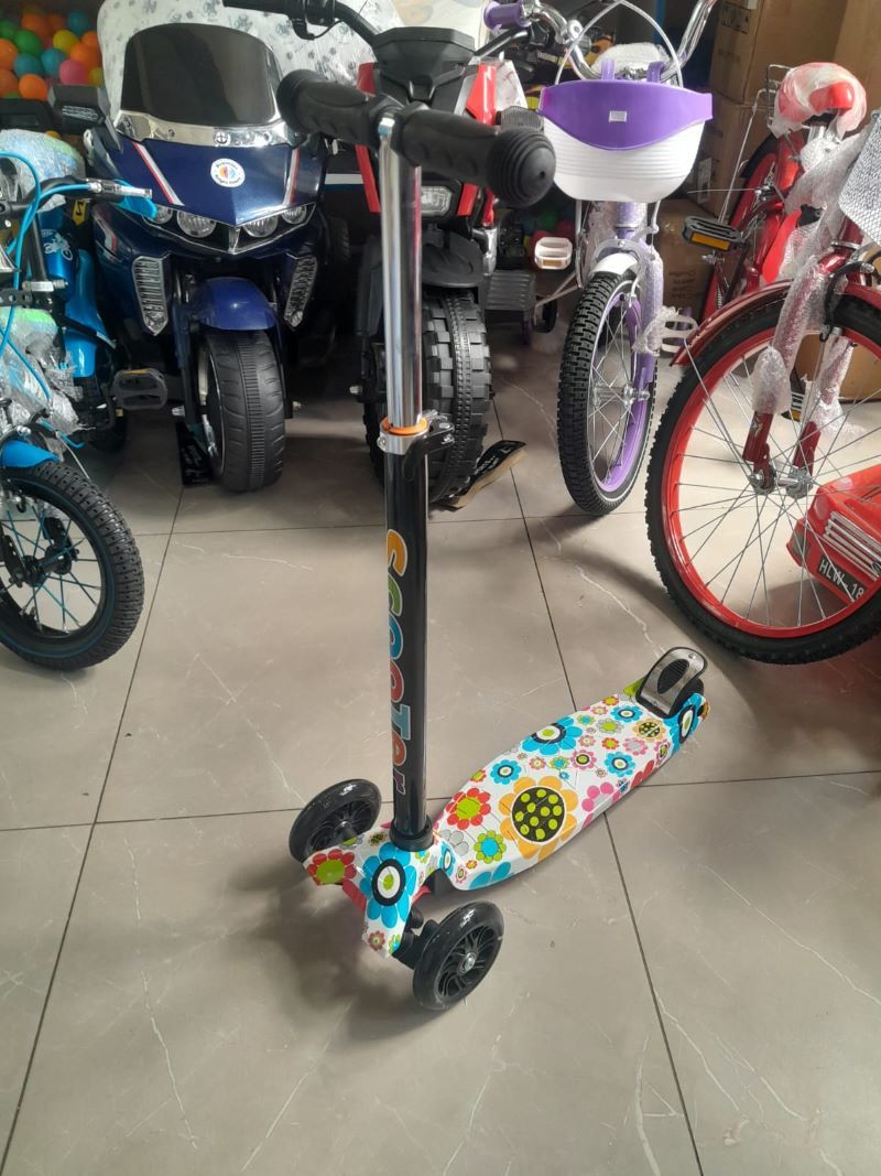 RESTOCKED Custom Kid Toy Bike 3 Wheels Kids Foot Kick Portable Scooter for KIDS 3 - 6 Years