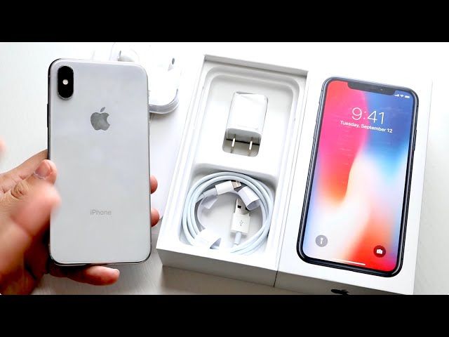 BRAND NEW SEALED IPHONE X 64GB AND 256GB WHITE/BLACK DISPLAY SIZE 5.8 INCH DUAL CAMERA 12MP + 12MP IOS 17 WITH 12 MONTHS WARRANTY