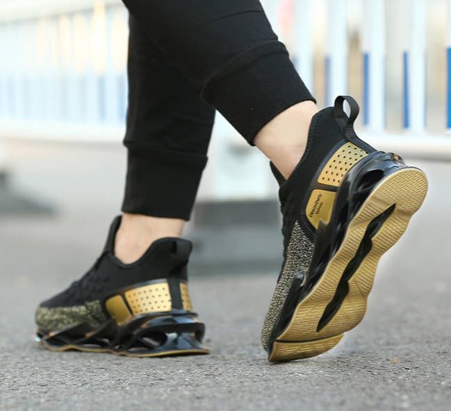 Fast delivery within 1-5 days Running Shoes Men Sneakers Running Shoes Sport Shoes Athletic Shoes Basketball Shoes Rubber Shoes Outdoor Shoes Casual Shoes Breathable Sneakers
