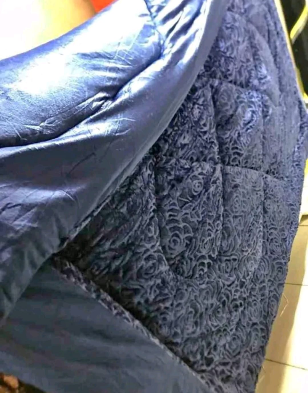 Warm soft Velvet Blanket Shiny Velvet Duvet Blanket Luxurious Single Velvet Blanket 5*6 1Pc