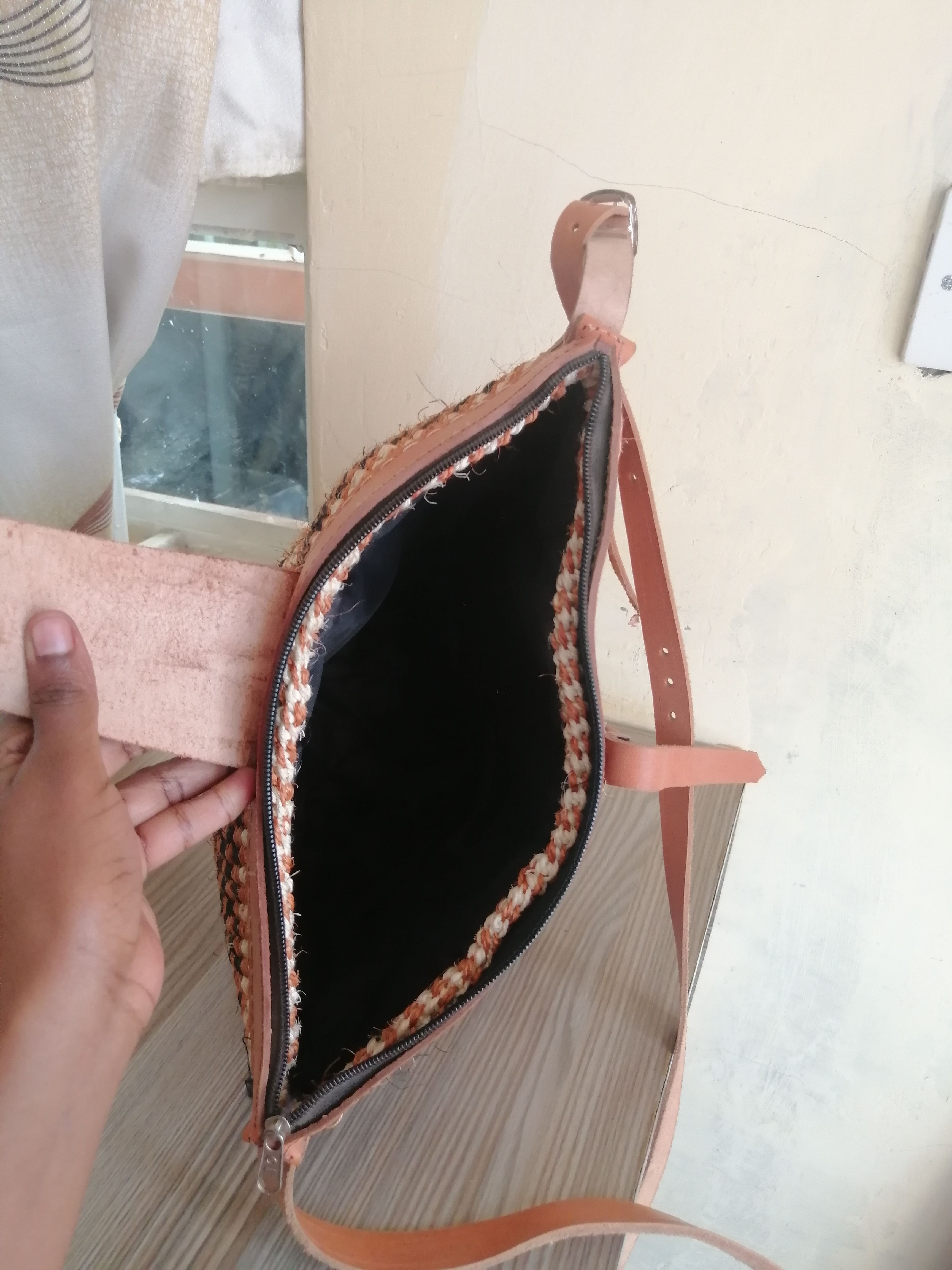 African Kiondo Handbag Trendy Fashionable Elegant Sisal Bags for Ladies & Women for All occasions