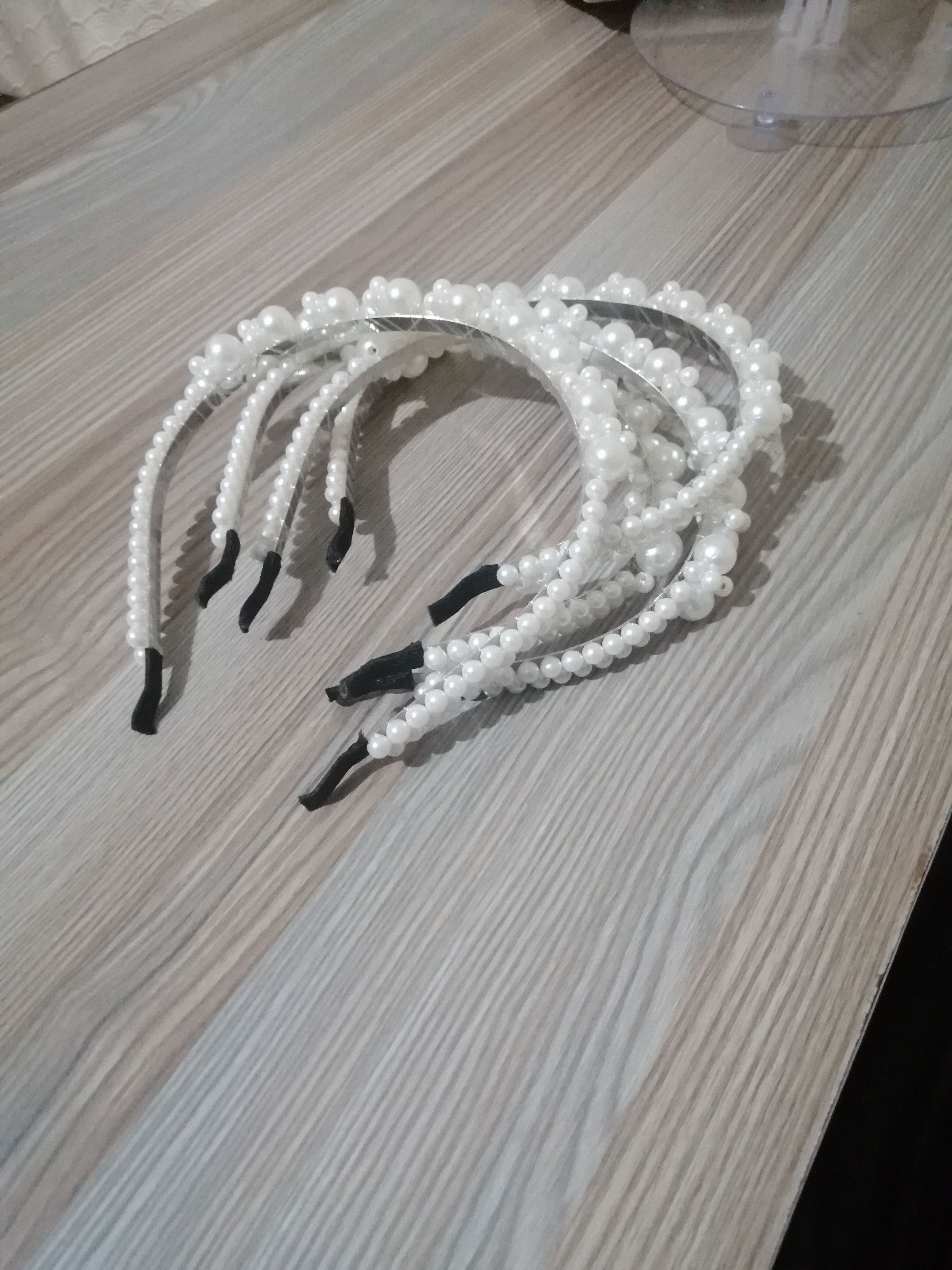 Stylish Hair Alice band Pearl head band White head gear Fashionable bridal accessory for parties, outings, official, casual & smart casual for women & girls