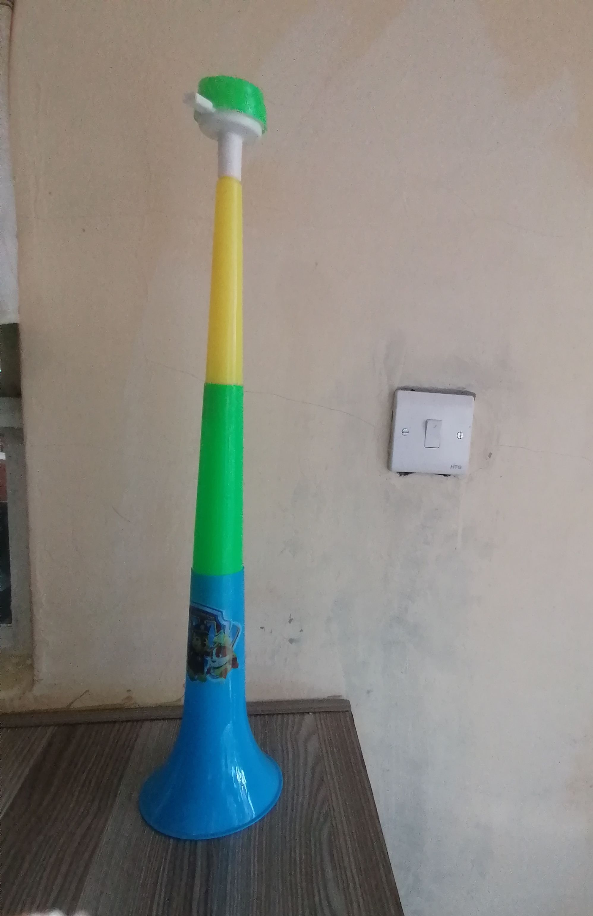 Vuvuzela Stadium Cheering Horn Fun Outdoor toy Sports equipment Cartoon- themed musical instrument, Multi- coloured Vuvuzela cheering toy horn