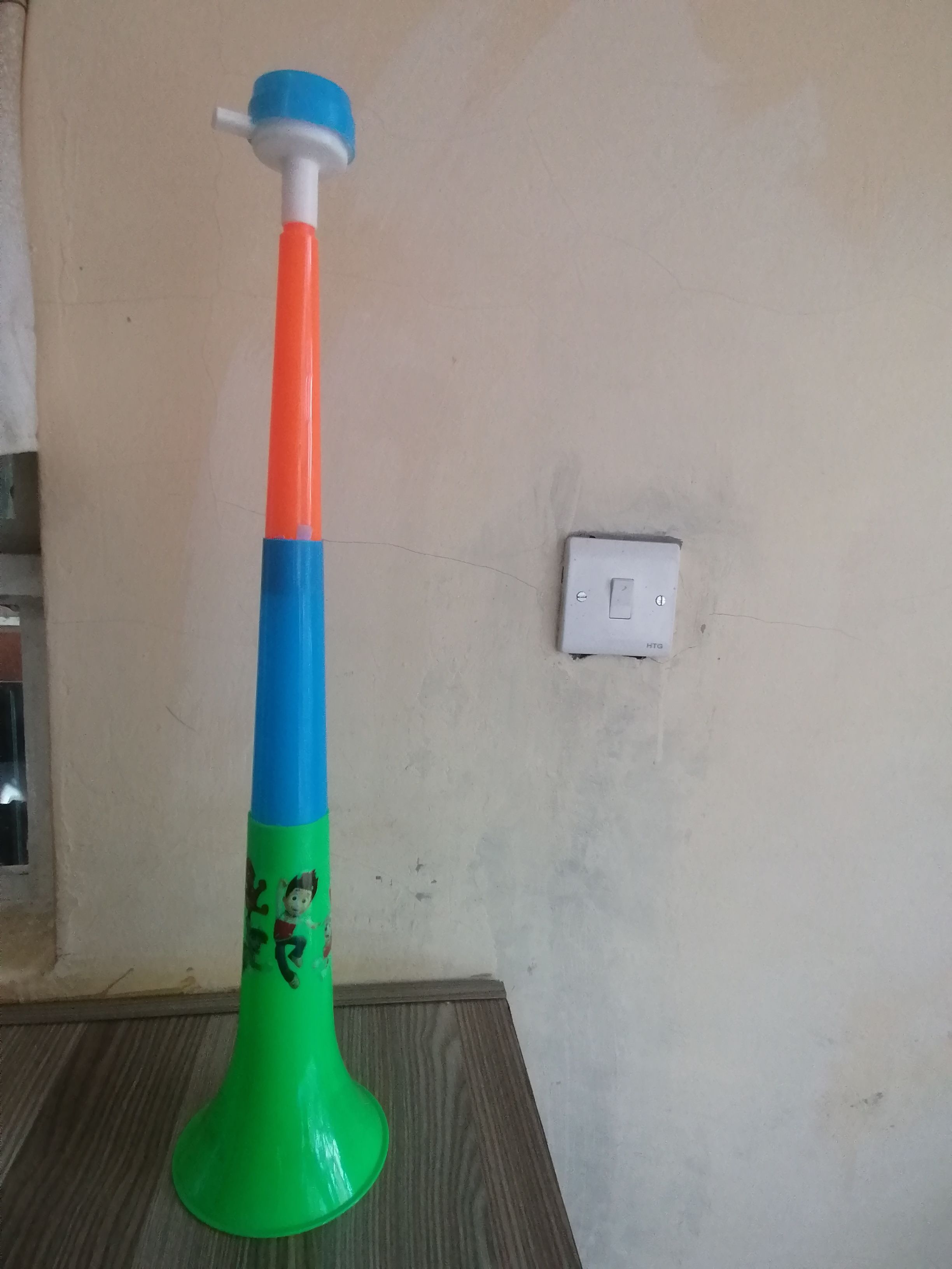 Vuvuzela Stadium Cheering Horn Fun Outdoor toy Sports equipment Cartoon- themed musical instrument, Multi- coloured Vuvuzela cheering toy horn