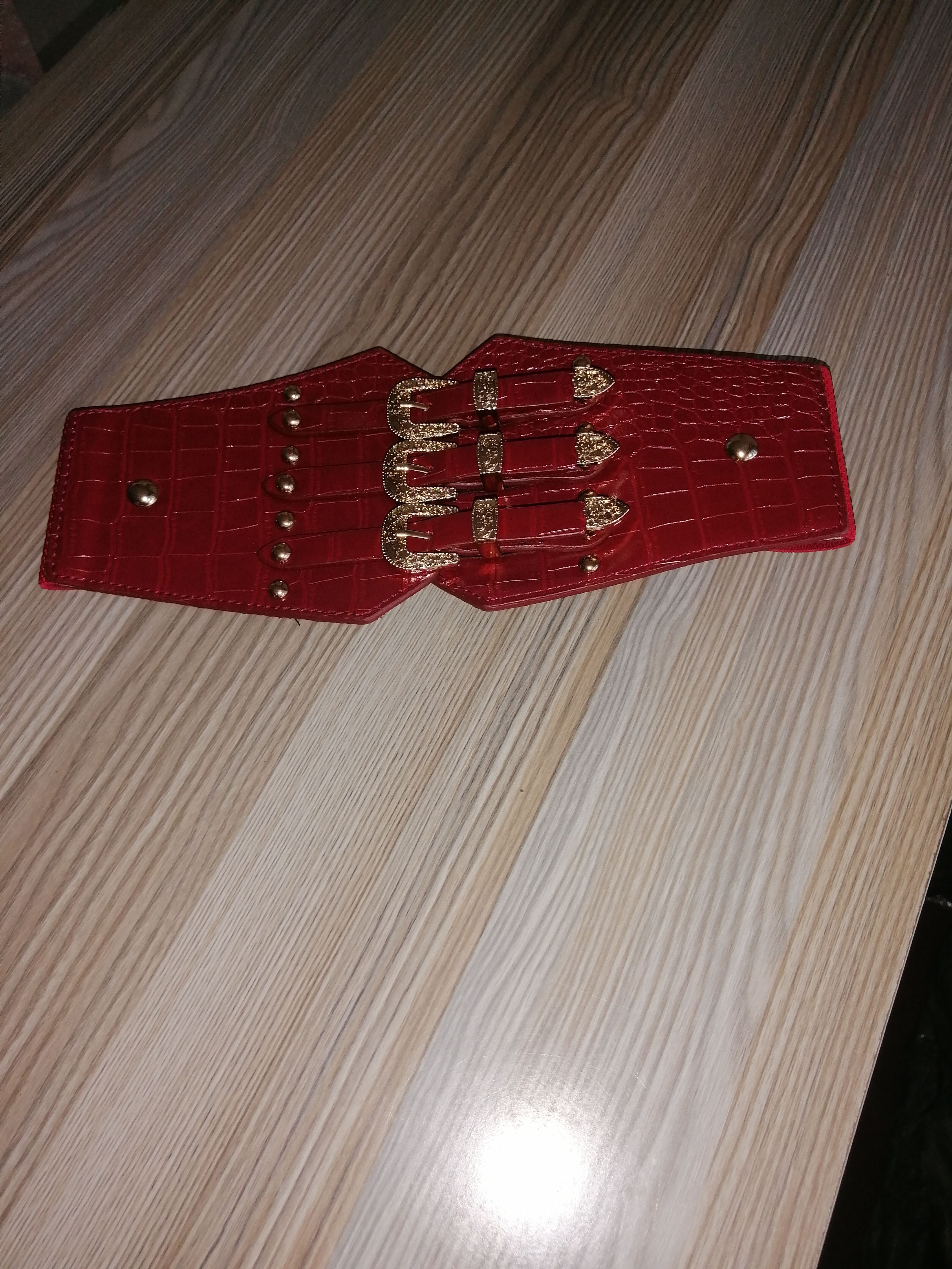 Fashionable Ladies' chunky belts, Stretchable Women's slim corsets, Elegant waist accessory, Classy & smart ladies evening wear accessories