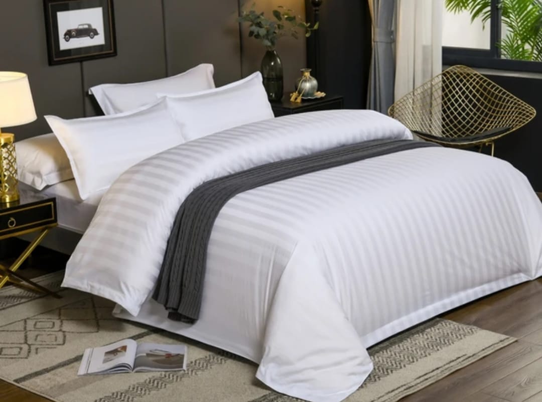 Satin stripped duvet cover sets