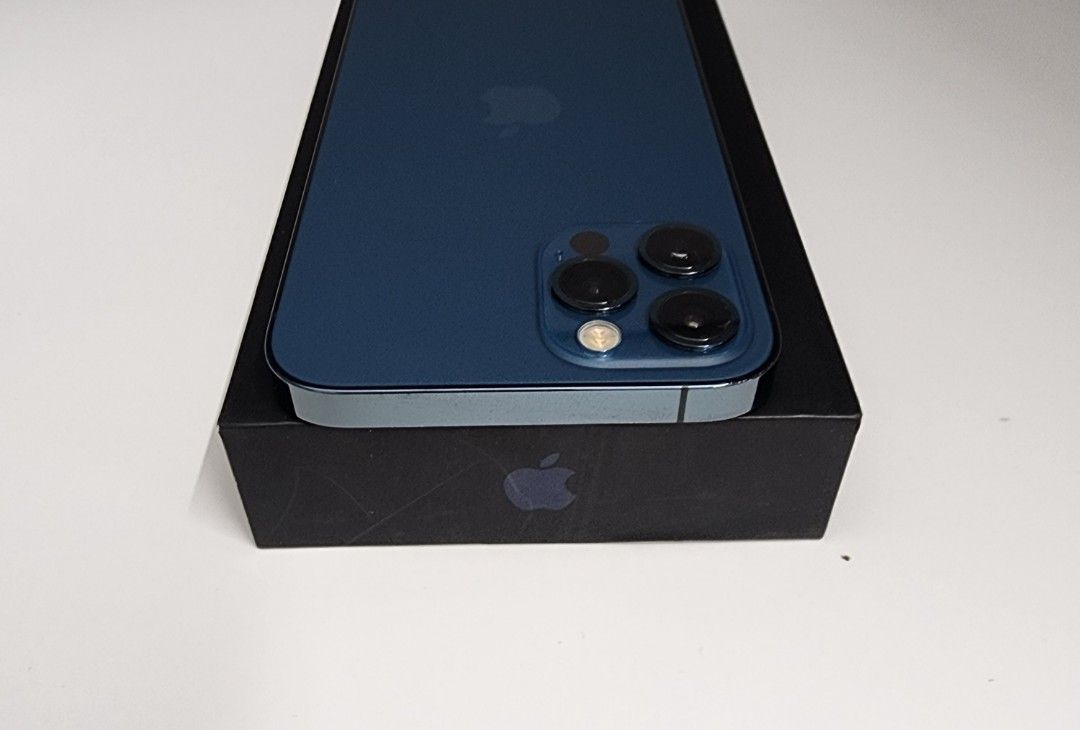 Refurbished Apple iPhone 12PRO 512GB 12MP Rear camera Li-Ion 3110 mAh Battery Smart Phones Face ID Blue radom color