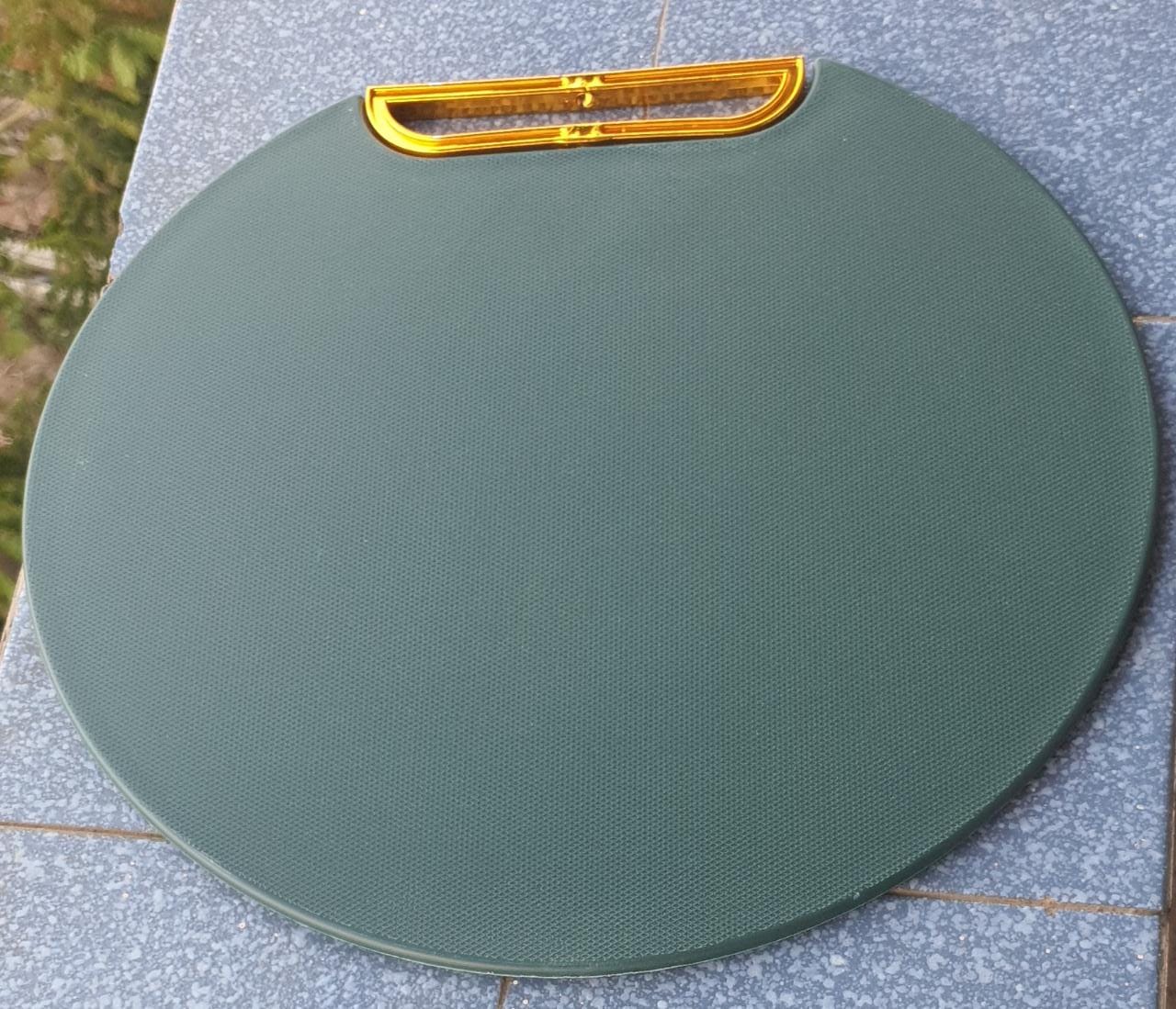 Multipurpose Nordic chopping board both sides are usable and the handle can be used as a stand