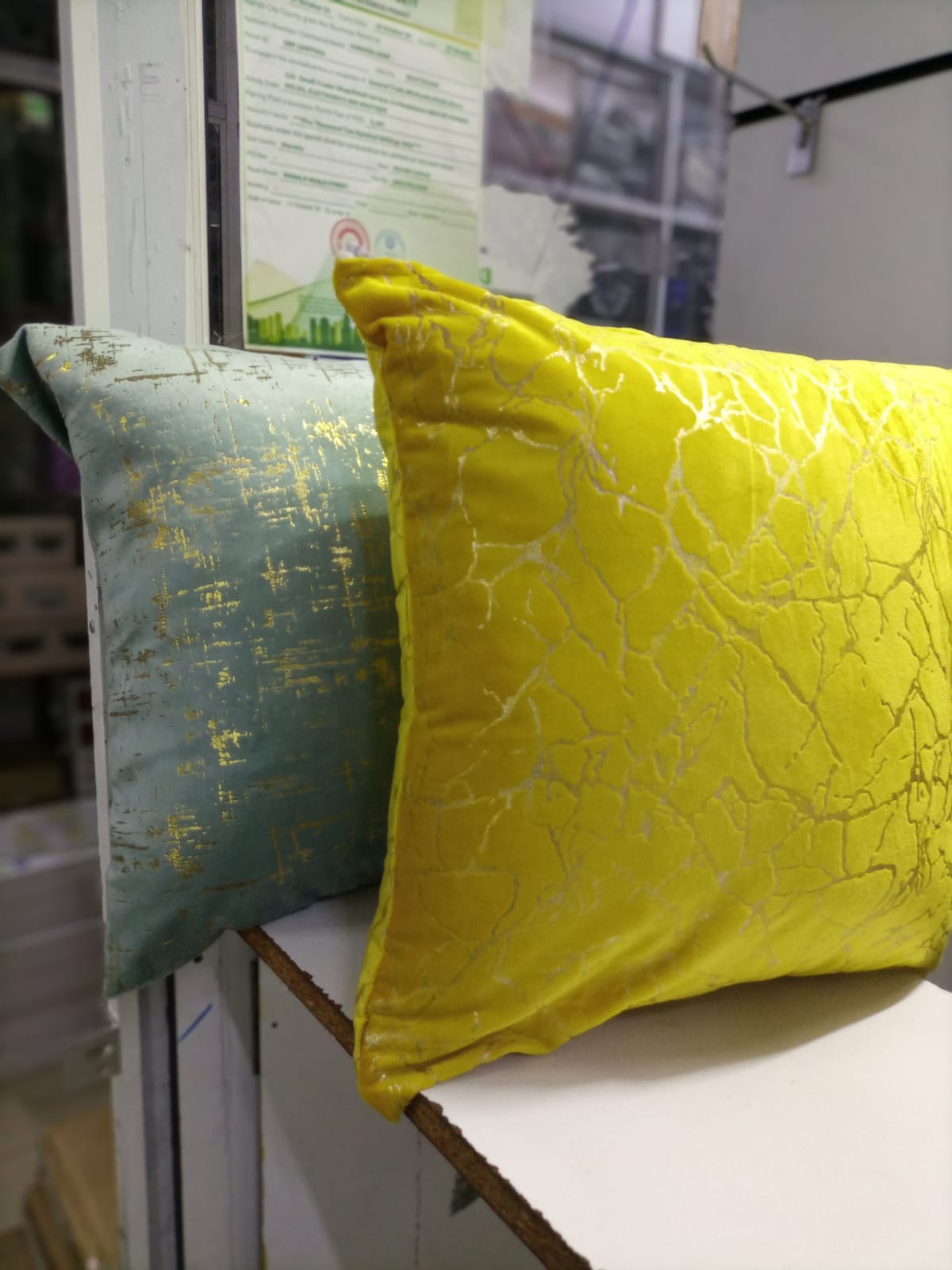 Velvet material throw pillow covers