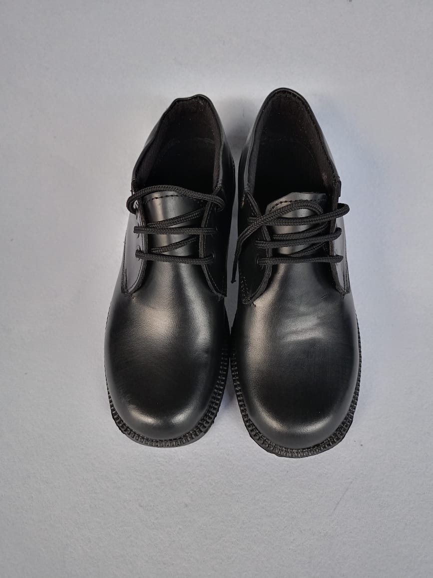 Boys and girls high quality Back to School pure leather shoes for school children with laces has a strong durable,flat and light sole, available in all sizes