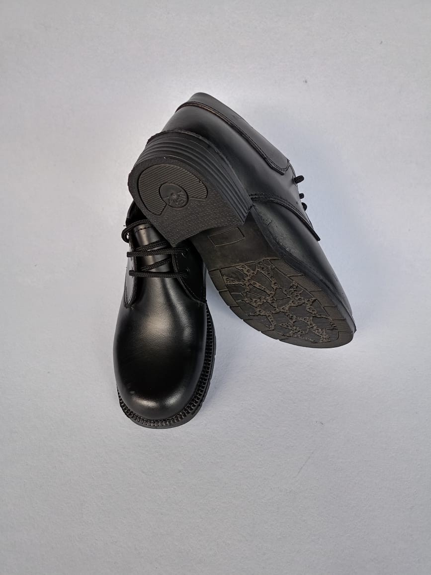 Boys and girls high quality Back to School pure leather shoes for school children with laces has a strong durable,flat and light sole, available in all sizes