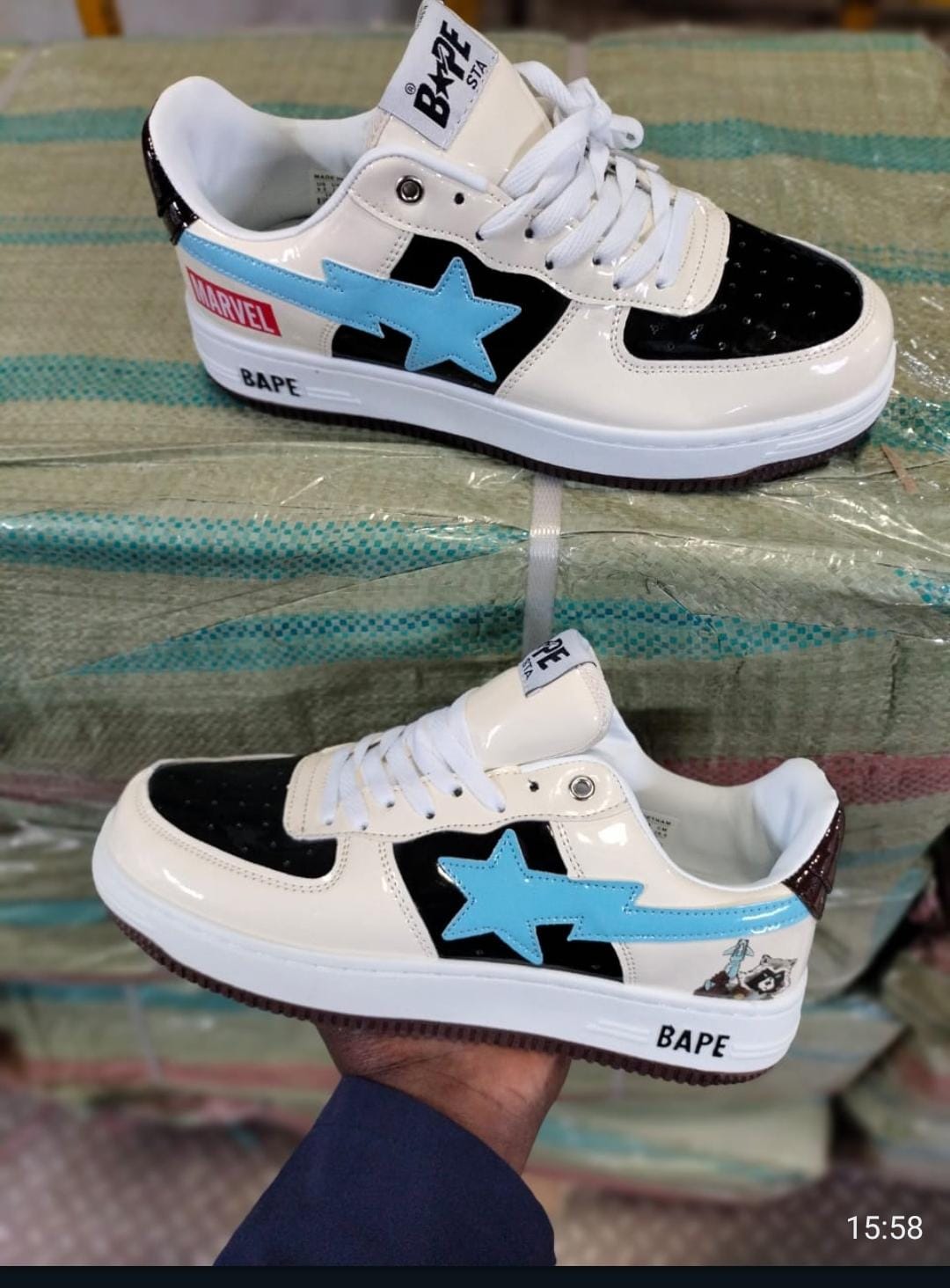 NEW ARRIVAL BAPESTA BATHING APE BAPE STA , UNISEX FASHIONABLE SNEAKERS.