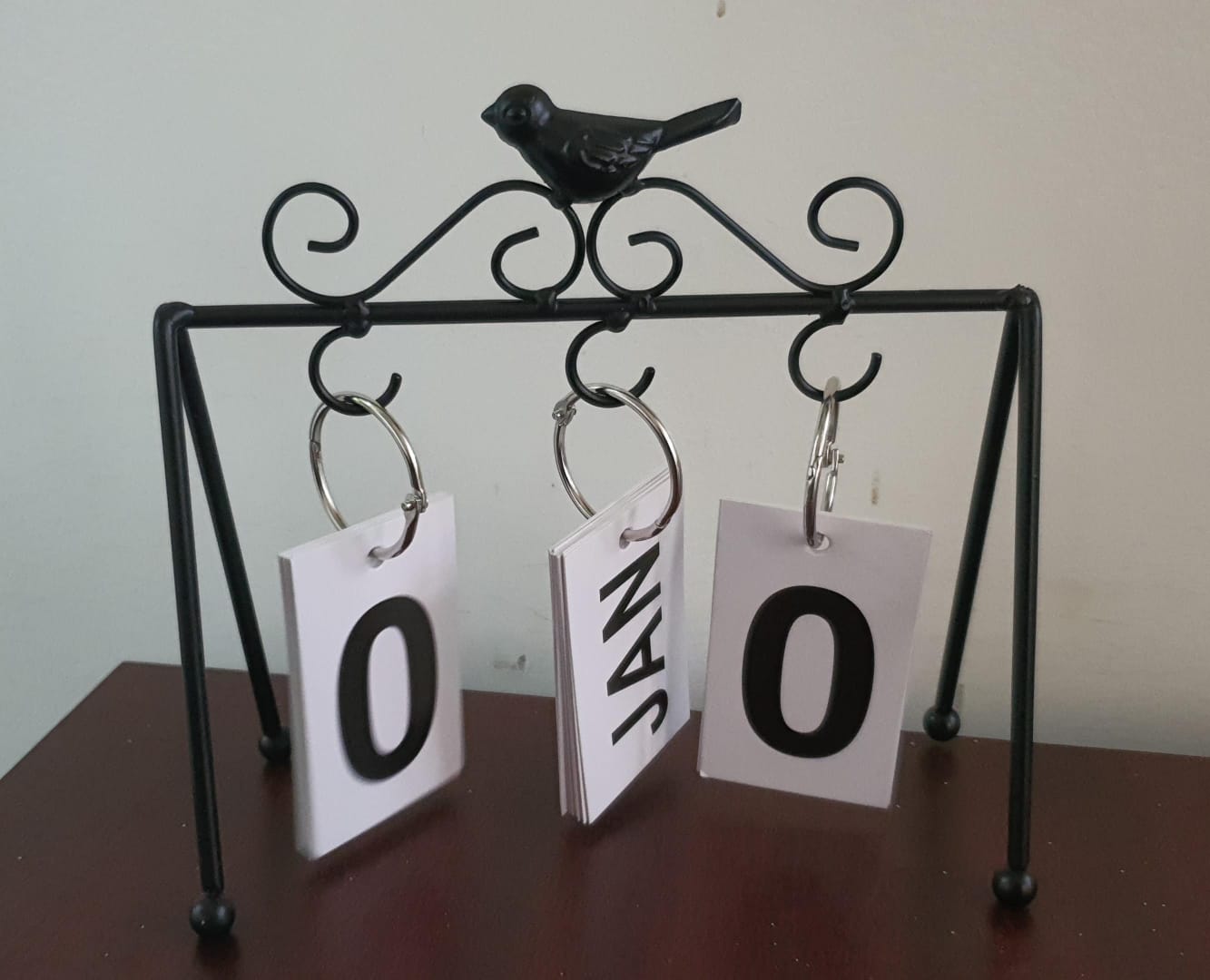 Office Date calenda display decor