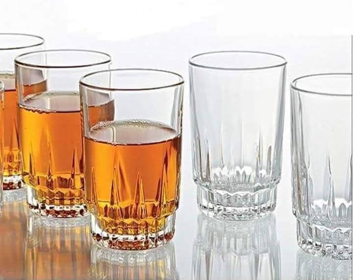 [WEEKEND OFFER]6pcs Beer/water/Juice glasses  set 🕺🏿💃
◻️Material : Glass 
◻️Set contains 6 Pieces