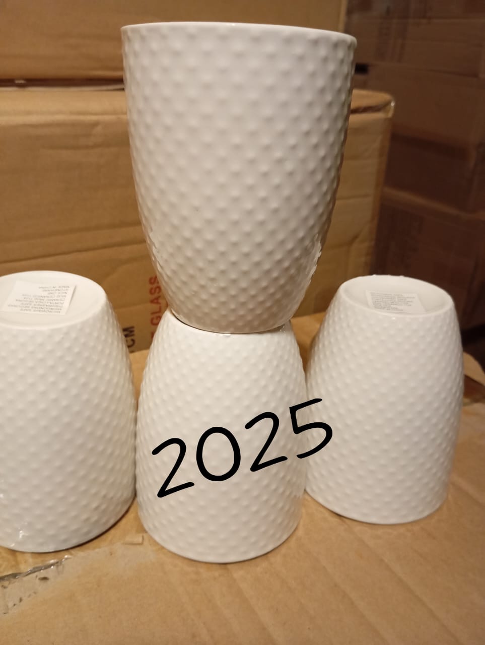 Ceramic White Tea Cups
This tea mug set suits for you to enjoy coffee, tea, or any drinks you want with your family, friends or colleagues.