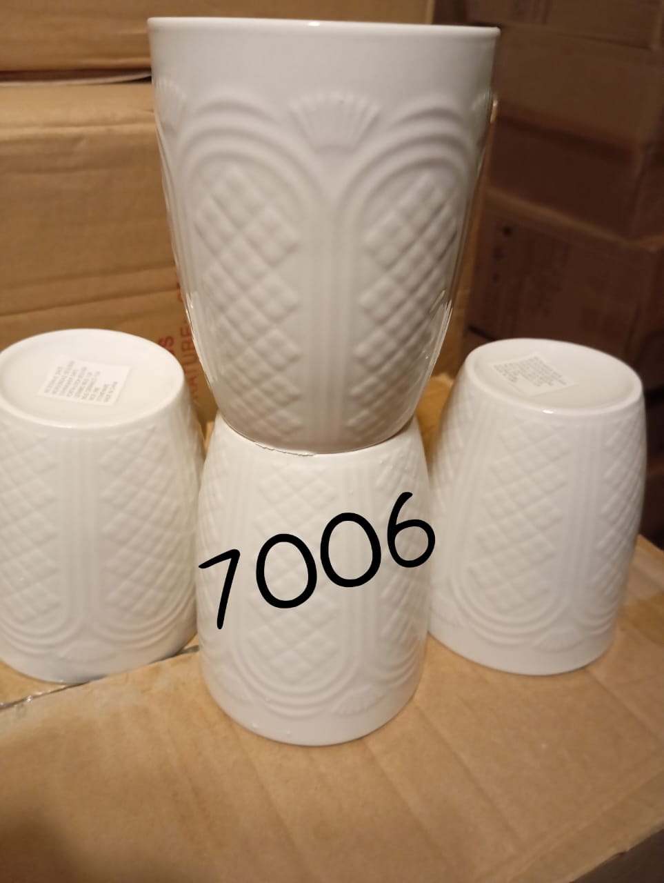 Ceramic White Tea Cups
This tea mug set suits for you to enjoy coffee, tea, or any drinks you want with your family, friends or colleagues.