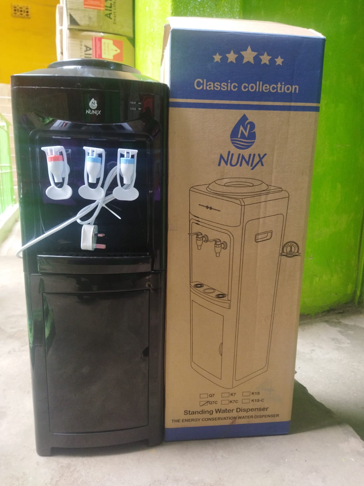 Nunix Q7C 3 Taps Hot, Normal And Cold Water Dispenser
This Hot, Normal and Cold water dispenser is ideal for home, office or any outdoor environment as it is not only easy to use