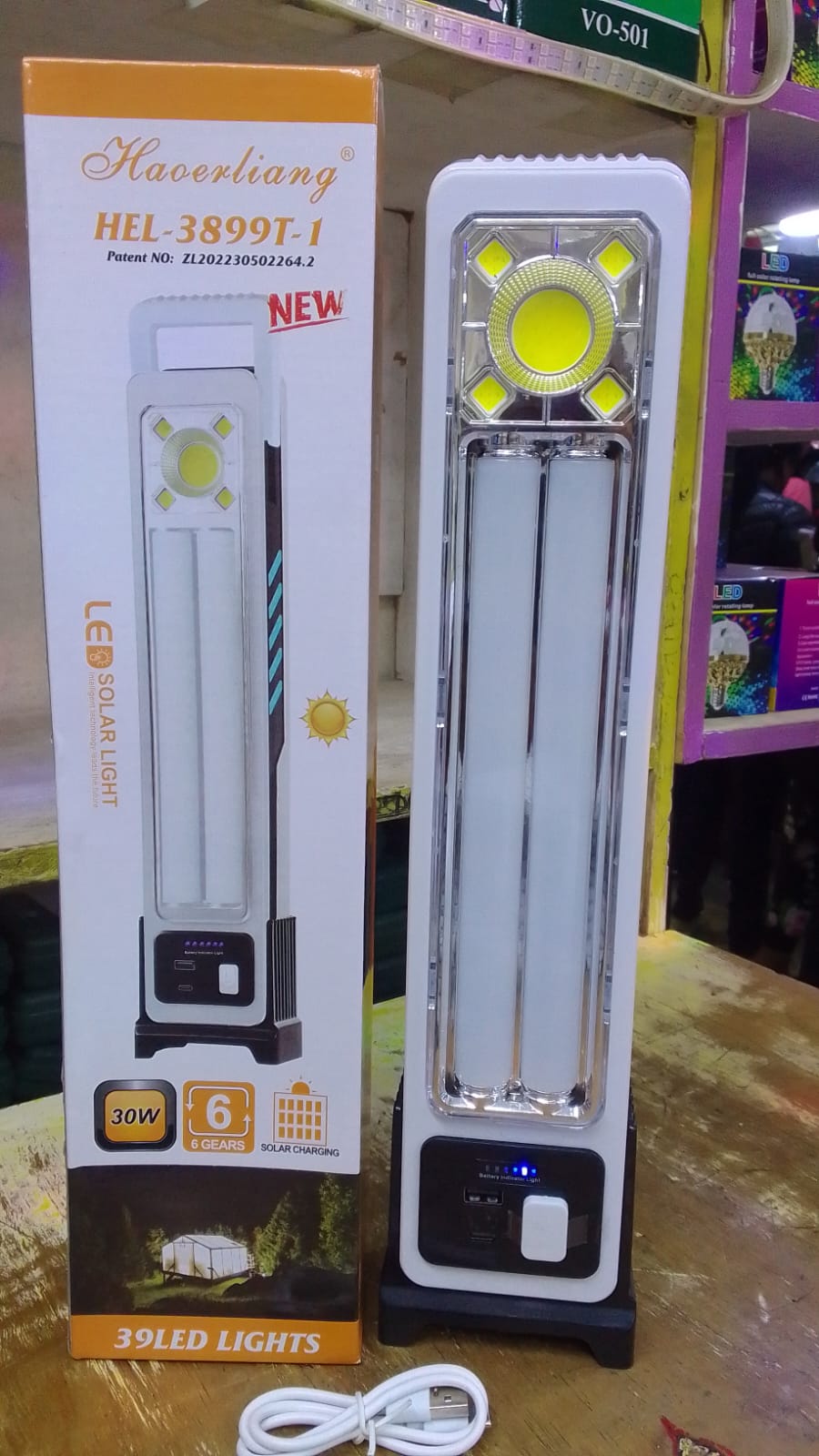 Solar Light DAT Solar Rechargeable Solar Lantern
Table top and mobile solar light.-Rechargeable-10w bright -12hrs continous power.