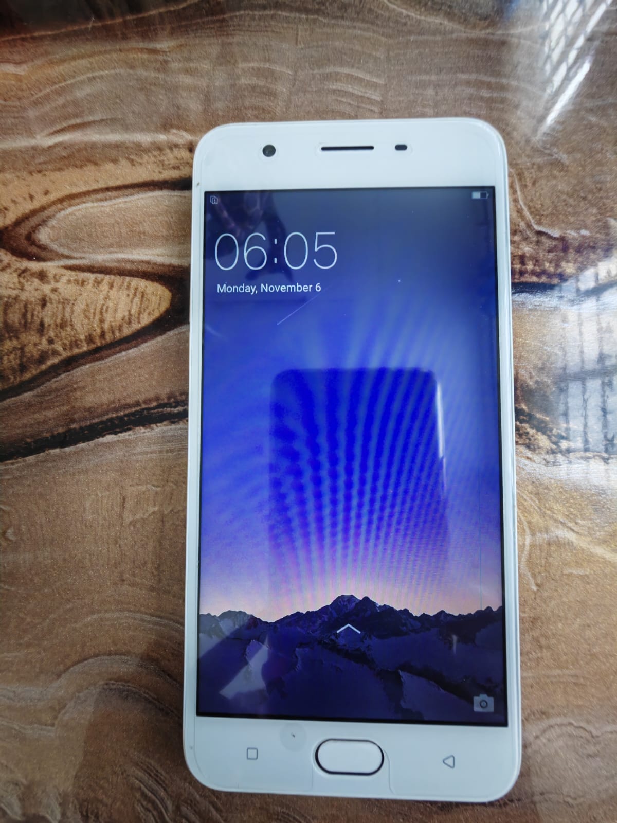 Anniversary offer !!! Enjoy quality Refurbished Oppo a57 F1s Smart Phone: 4gb Ram 64 Gb rom: 8Mp+16Mp front and Rear Cam: Front Fingerprint,: Dual Sim card With Warranty and 5000 Amp battery