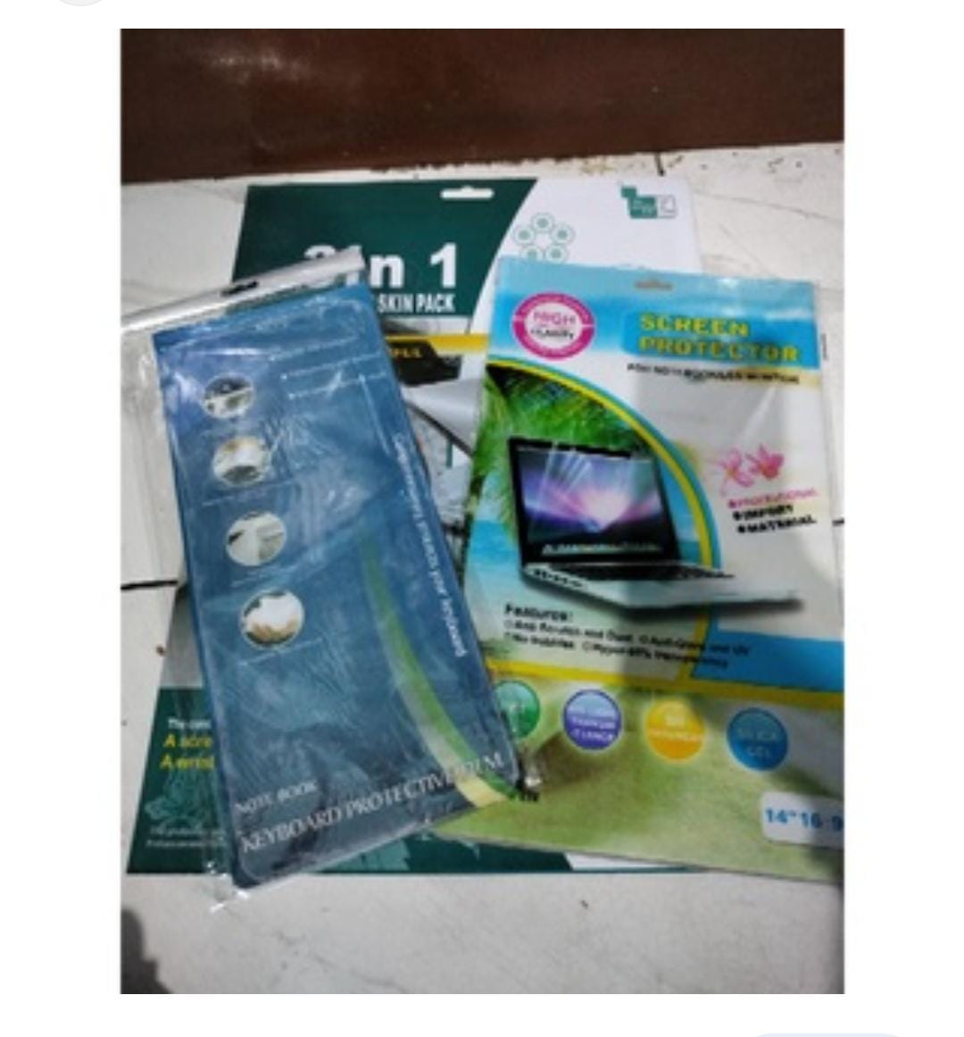New arrival 14" screen Anti Glare, anti scratch, dust, no bubbles,hyper-95% and UV protector for laptops, monitors and LCD. 14 inches