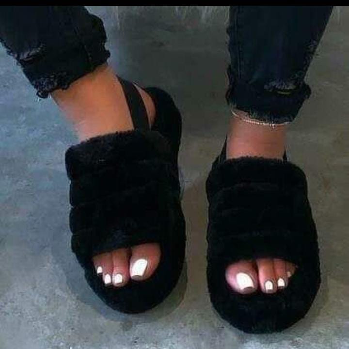 Limited Stock!!! Fashion New Arrival Ladies Women Faux Fur Slippers; Outdoor Sling Back Women Fur Open Toe Sandals