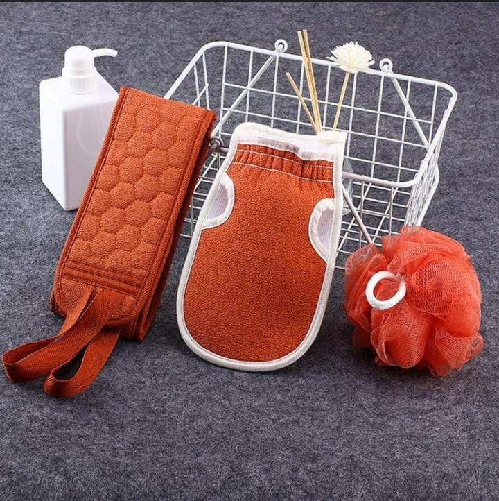 Limited Offer!! 3 in 1 Exfoliating Set; Loofah Sponge, Bathing Gloves,Ultra Long Double Sided Back Scrubber Material : wood pulp fiber sponge
-The material is non-irritating to the skin
