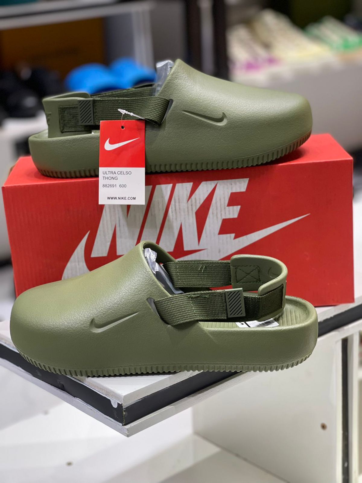 Limited Stock!!! NIKE CALM MULES Slides ; Best Quality Fashion Unisex Shoes, Sandals Slides Nike Mules