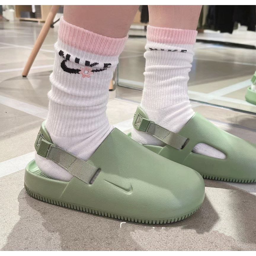 Limited Stock!!! NIKE CALM MULES Slides ; Best Quality Fashion Unisex Shoes, Sandals Slides Nike Mules