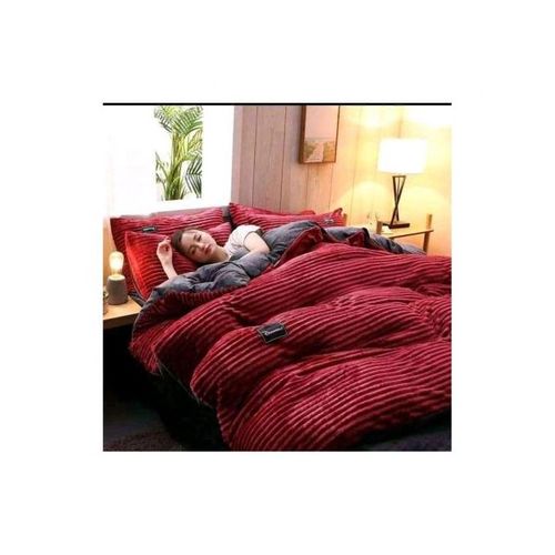 Woolen Velvet Duvet Set (2 Pillow Cases, Bedsheet And Duvet)
