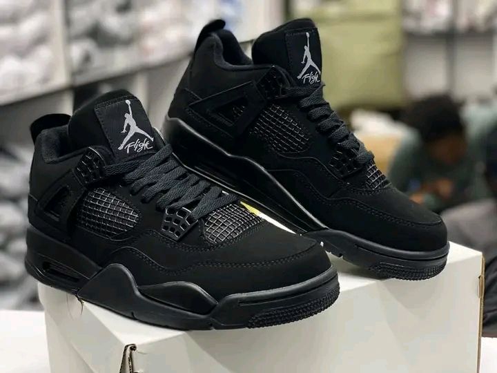 jordan four shoes j4 color black Black