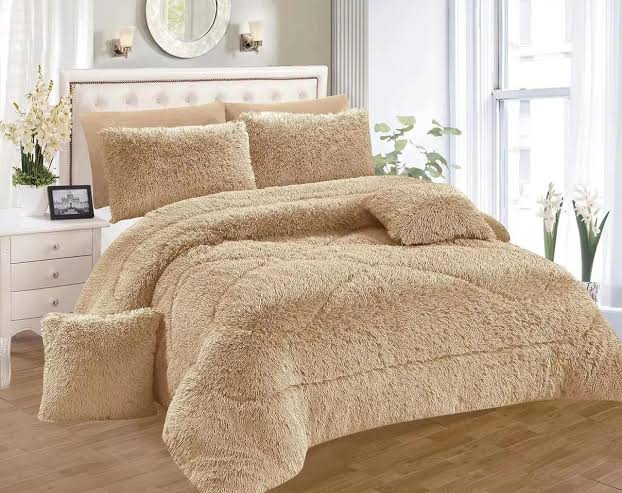 6*6 6pc Luxury designs Velvet Plush Fluffy Duvet set Bedding Sets Comforter Set Bedding Duvets (1pc Duvet, 1pcs Bed sheet, 4pcs Pillow covers)