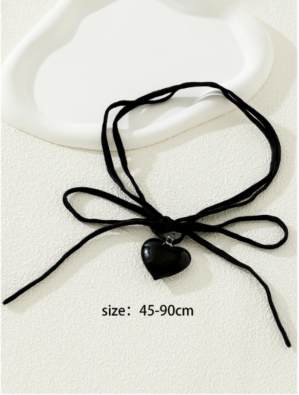 Chunky Puffy Heart Choker Necklace Set for Women, Black Velvet Flower Choker Big Heart Pendant Choker Necklace Adjustable Necklace, Wedding Party Summer Necklaces