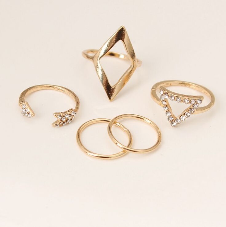 Fashion all-in-one diamond arrowhead diamond triangle joint 5-piece ring set