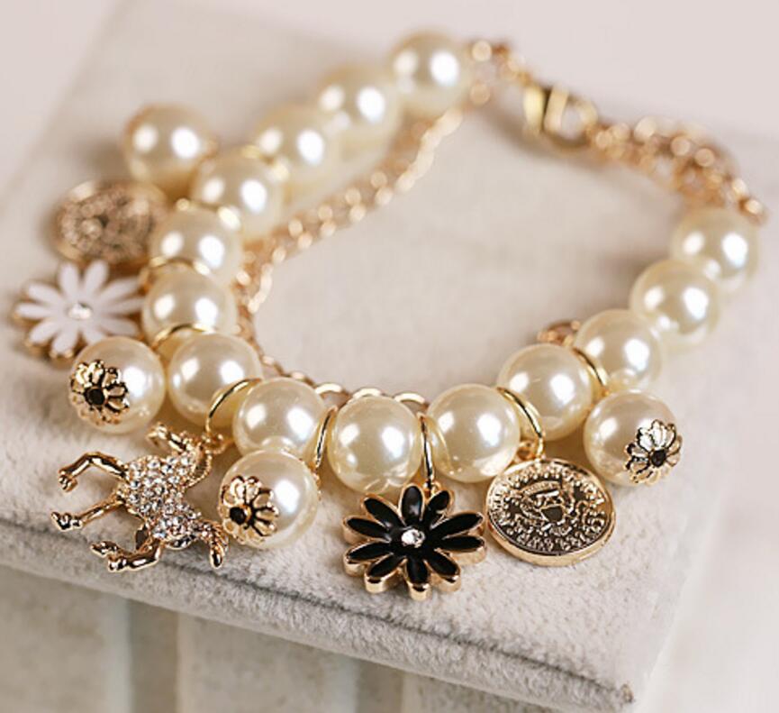 HN Brand-1 pcs  New Beautiful  Women Jewellery Gift New diamond-set Pony Pearl Daisy flower pendant Korean petal multi-layer bracelet bracelet jewelry bracelet