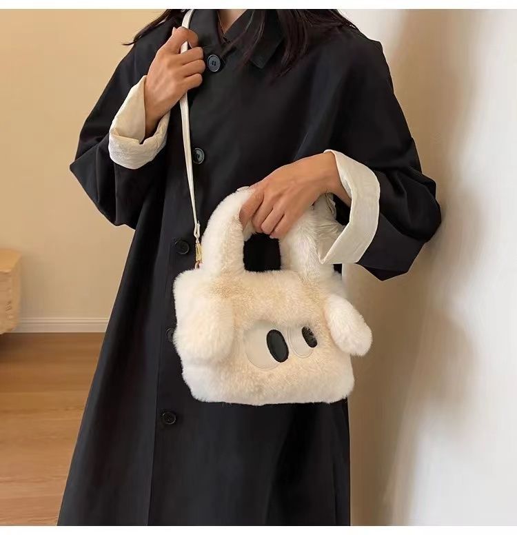 Trendy Designer Cute Tote Faux Fur Shoulder Crossbody Bags for Women Handbags and Purses  New Fashion Ladies Messenger Bags  Clutch Purse Kawaii Bag