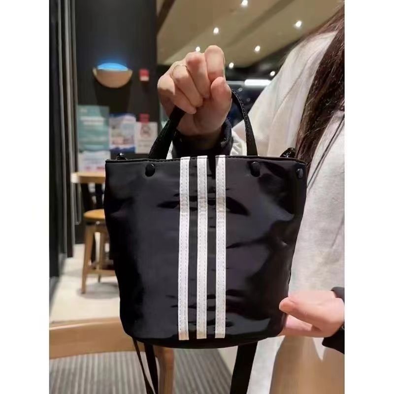Women's Fashion Shoulder Bags Designer Waterproof Oxford Ladies Trend Crossbody Bags  Female Leisure Fitness Bags