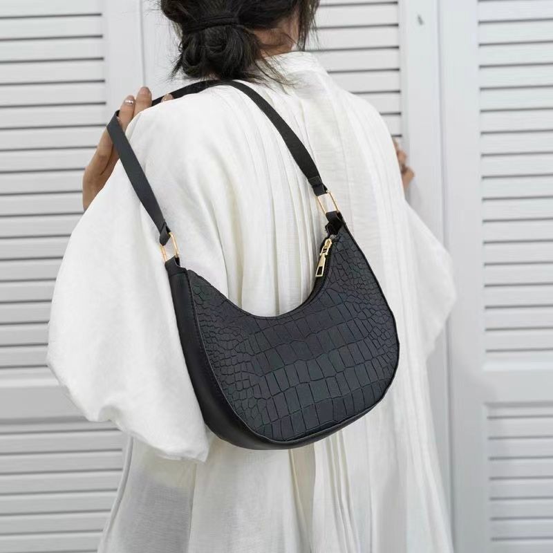 Fashion Crescent Bags Shoulder Bag Versatile Felt Cloth Armpit Bags Solid Color Bag for Girl Women Handbags Portable Travel Bag Felt Underarm Bag