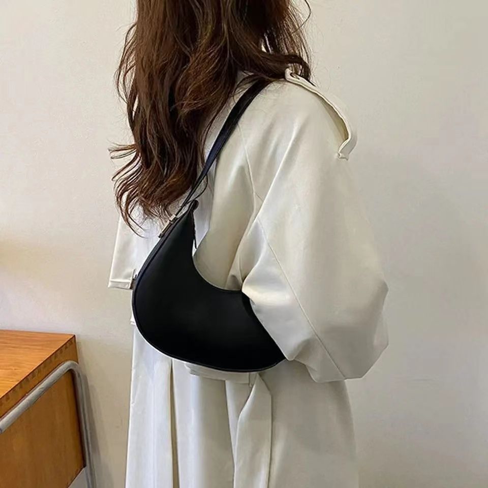 Fashion PU Leather Underarm Bags Women Clutch Handbags Single Shoulder Bag Ladies Trendy Simple Hobos Bag Female Totes