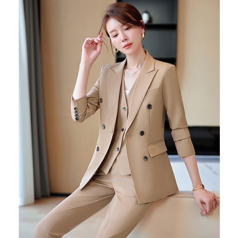 Professional elegant suit jacket, oversized pants set, women's office formal uniform, business white-collar work uniform