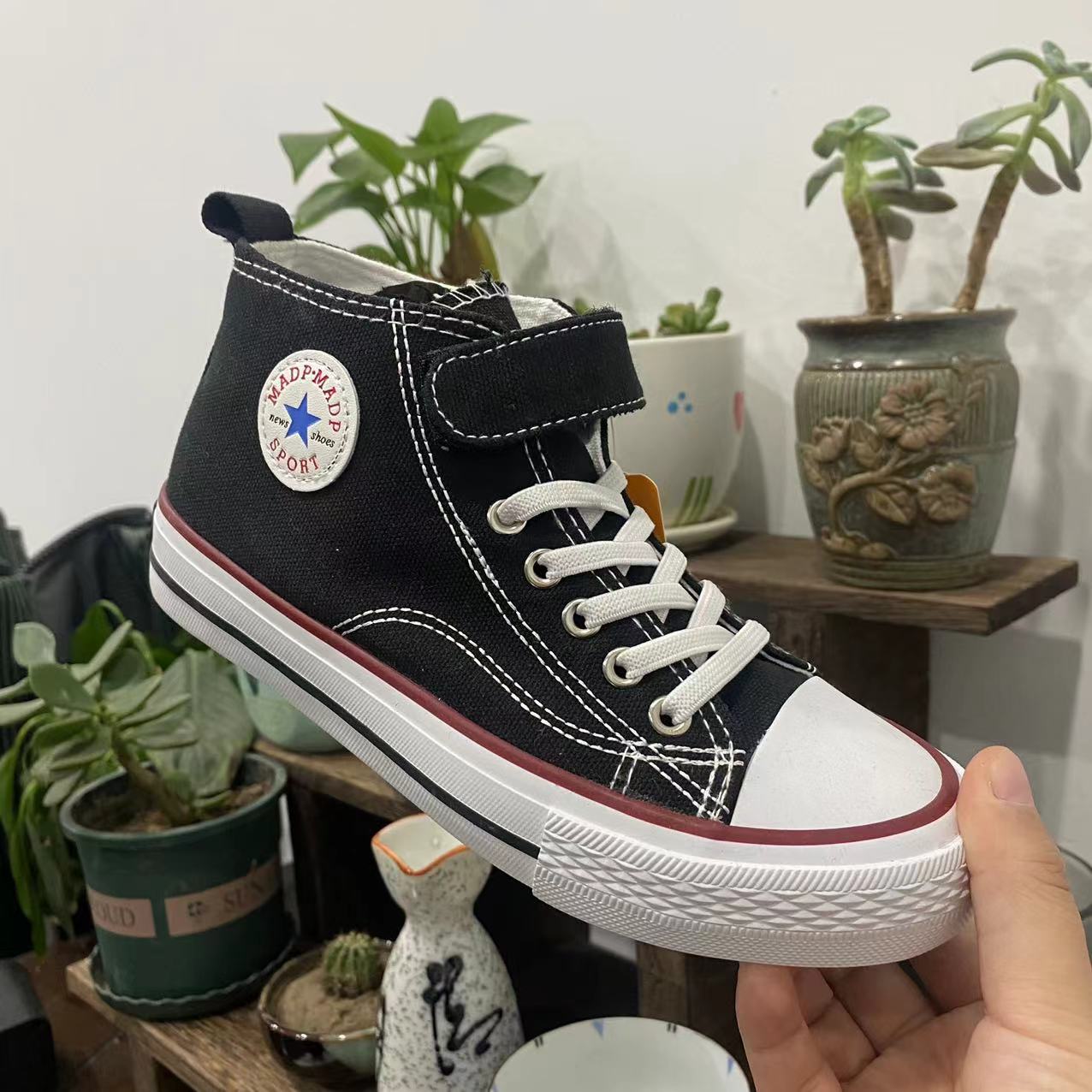 Children's Shoes High Top Canvas Shoes  Outdoor Sports Leisure Shoes for Four Seasons