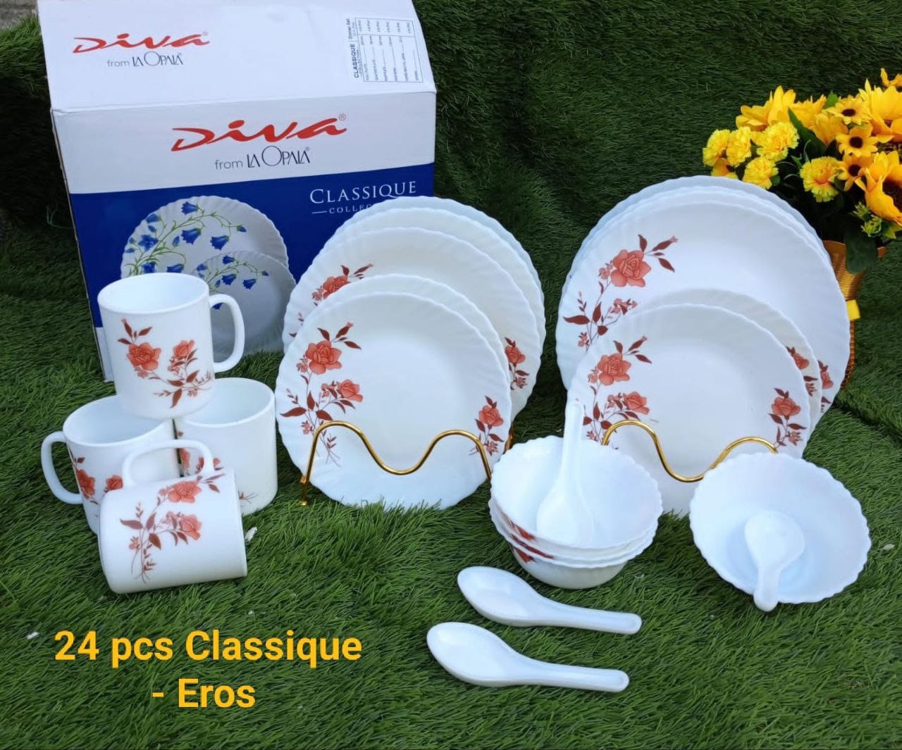 24 pcs of Diva Classique  round dinner set, Dinner Plates, Bowls, Cups and Side Plates