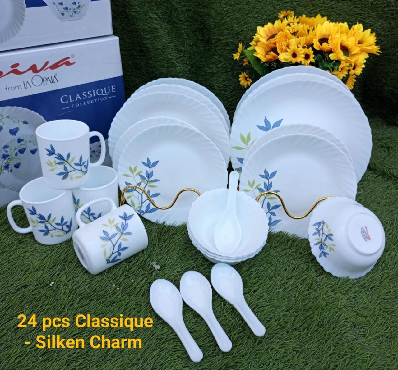 24 pcs of Diva Classique  round dinner set, Dinner Plates, Bowls, Cups and Side Plates