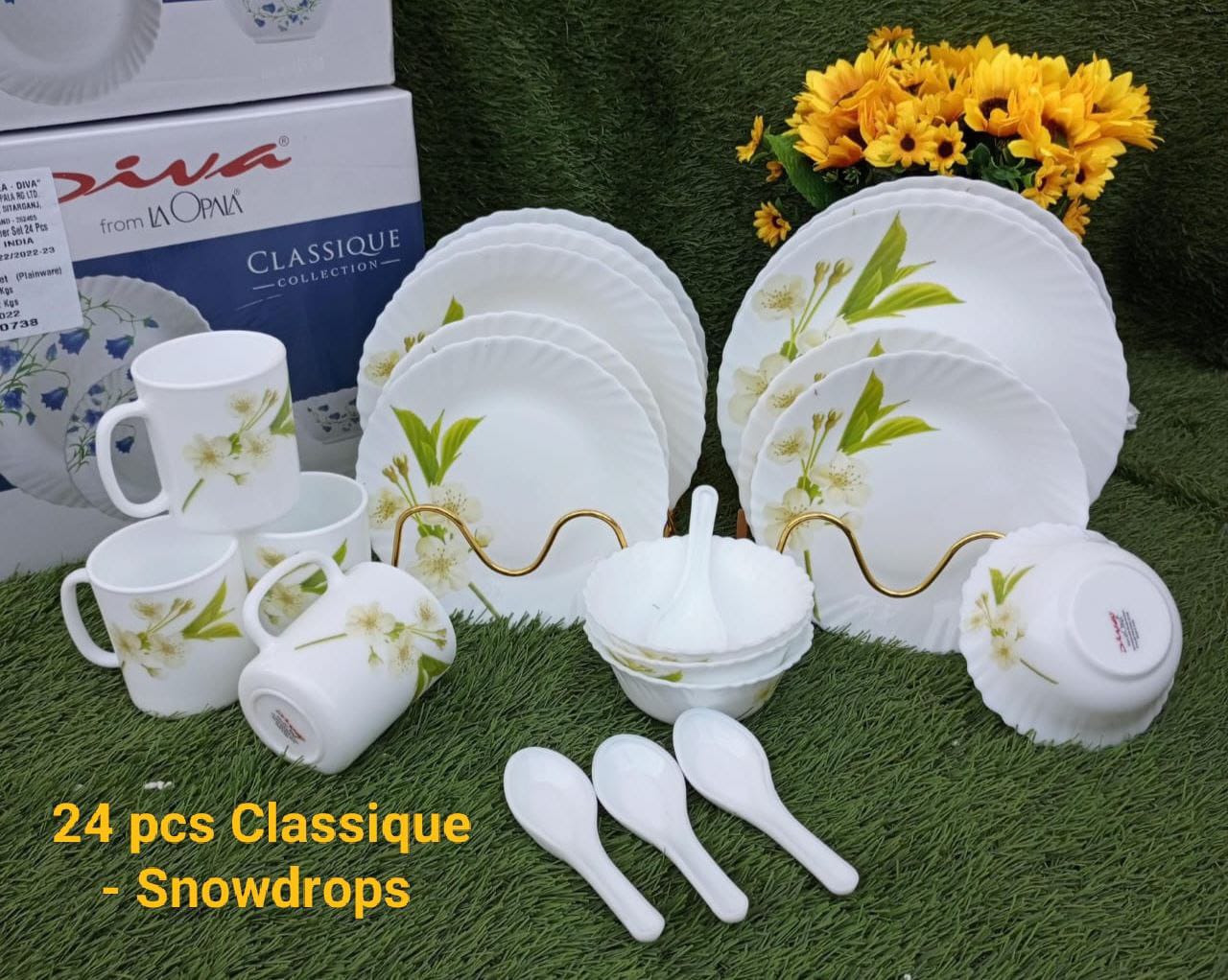 24 pcs of Diva Classique  round dinner set, Dinner Plates, Bowls, Cups and Side Plates