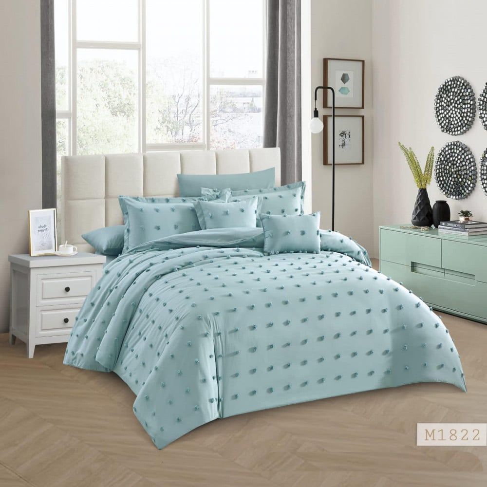 6pcs of Luxury Tufted Comforter  Bedding set (1 duvet, 1 Bedsheet and 4 Pillow Cases)